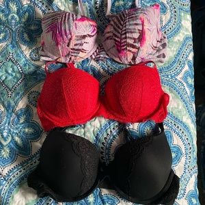 PINK & Victoria’s Secret Push up bras